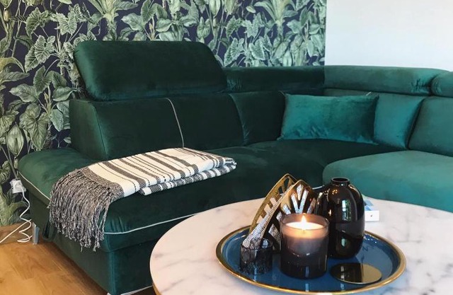 Zielony apartament z widokiem na jezioro