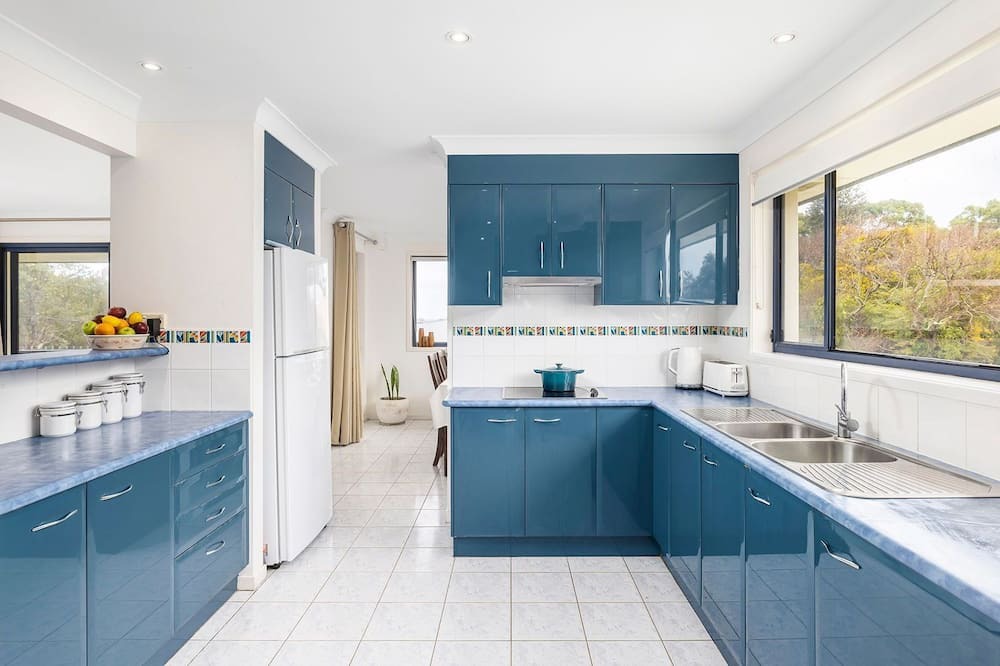 Boat Harbour House | Harbour Breezes – views of Boat Harbour