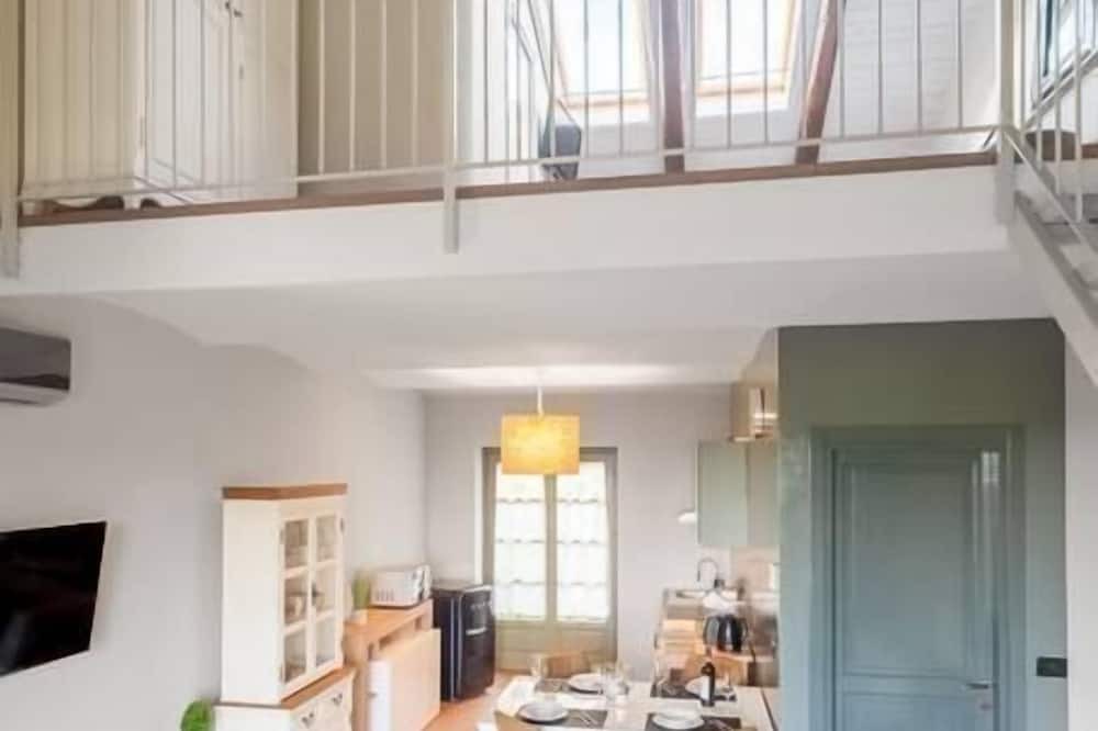 Novello Apartment | Vrbo Property