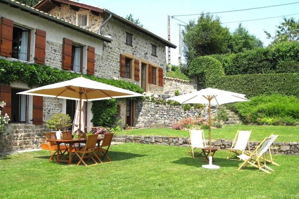 Chenelette House | La Voisinée - Chenelette