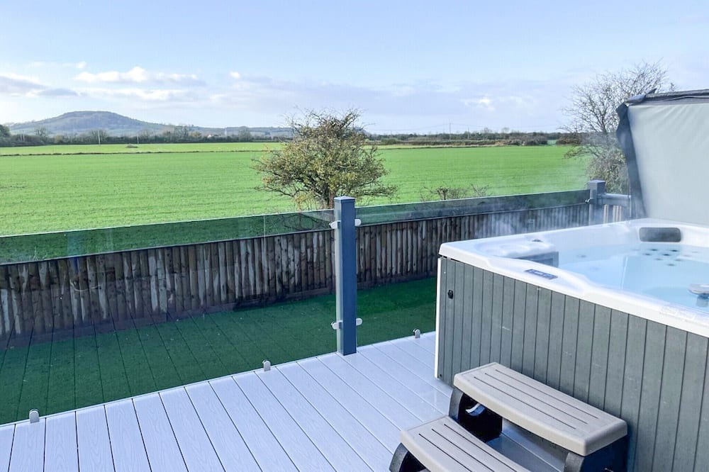 Edingworth Cabin | 2 bedroom accommodation in Edingworth