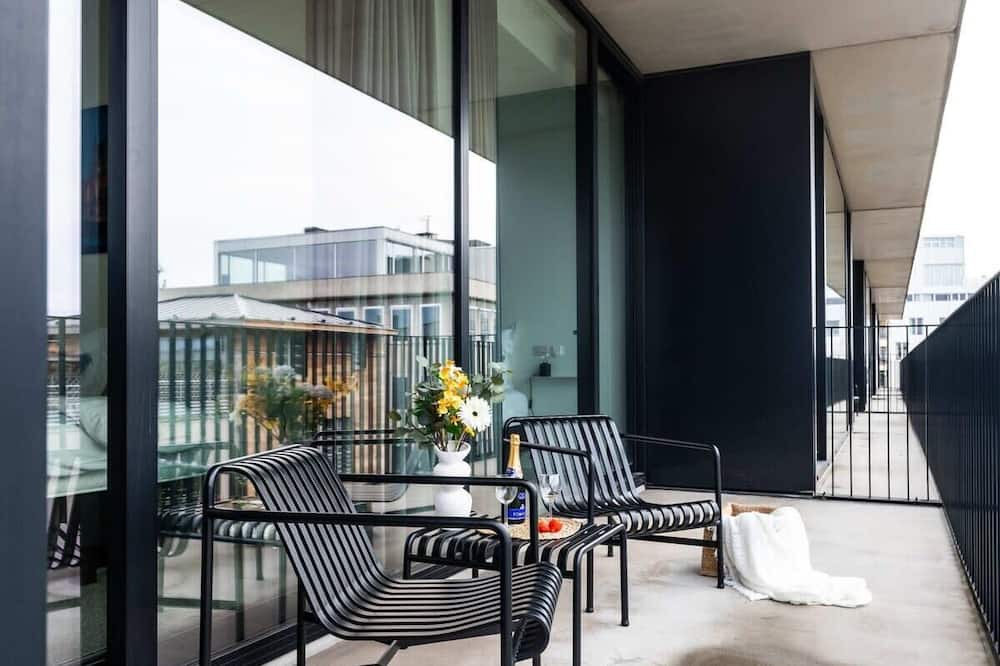Stalingrad Apartment | Corner Apartment Summ