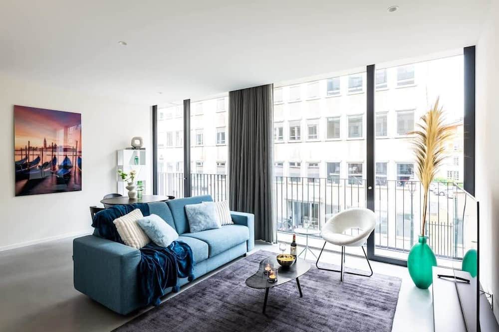 Stalingrad Apartment | Beautiful 1BD Design Apt in Centre of Brussels