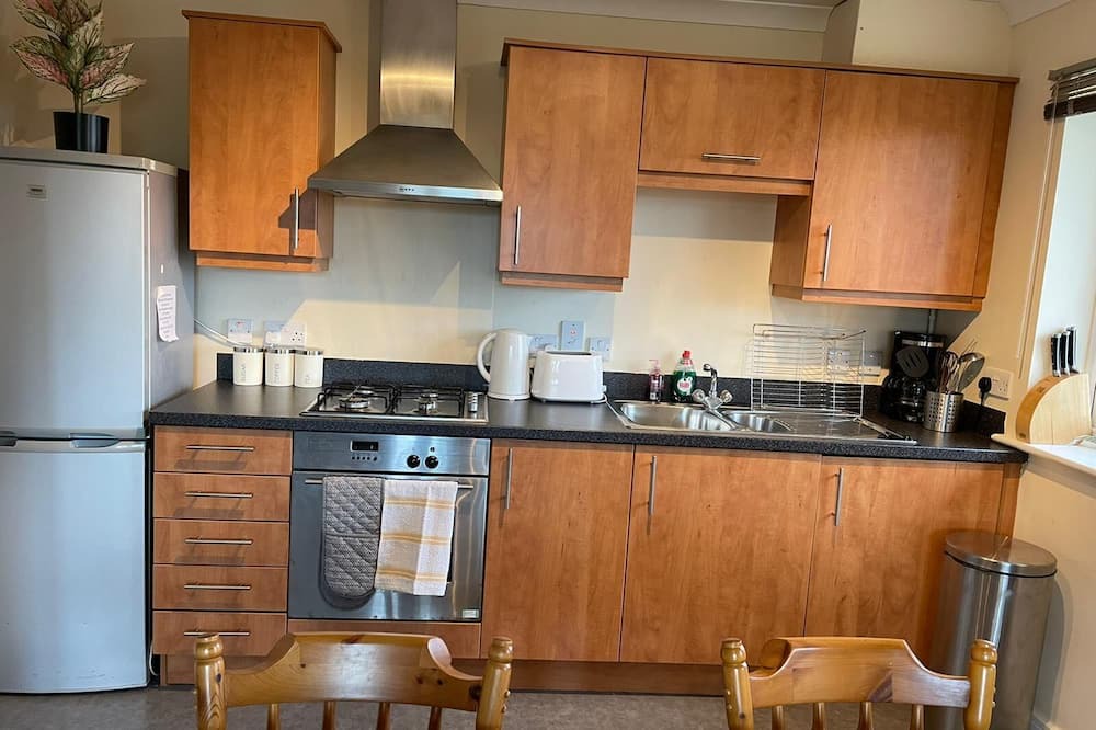 Hatfield Apartment | Global Boutique Relocation Hatfield 2 Bed Apt near Station W/Free Parking