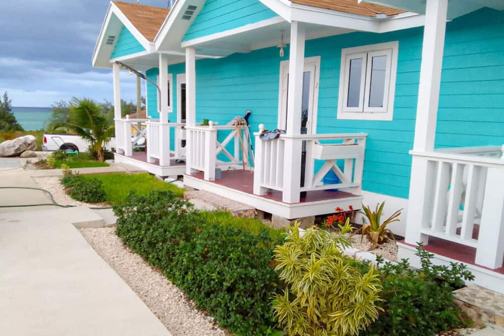Rolleville Cottage | 3-2 Minutes Away From The Beach, Restuarant, Stores And Bars
