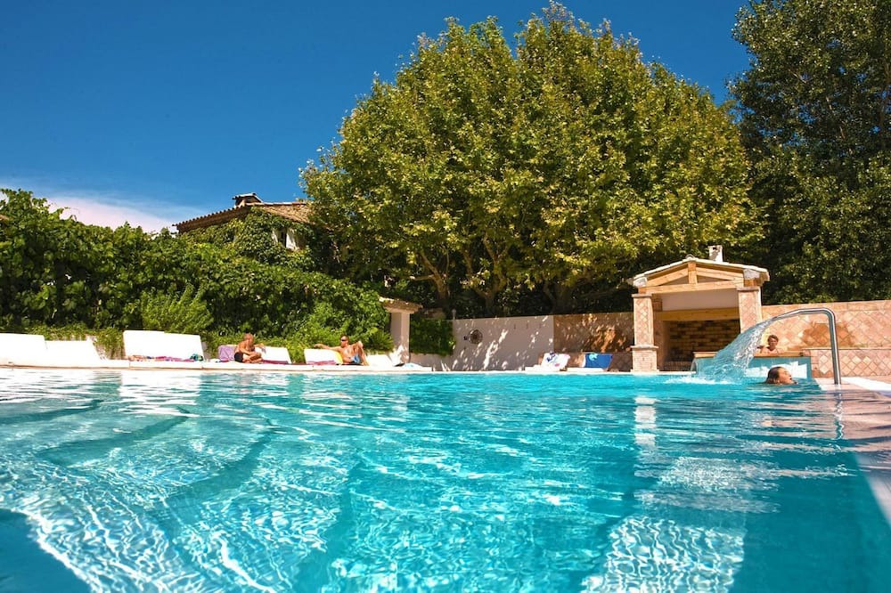 Roquebrune-sur-Argens Ski Chalet | Luxe Sanitary XL 6 Pers. Villatent at 4-star campsite in the Côte d'Azur