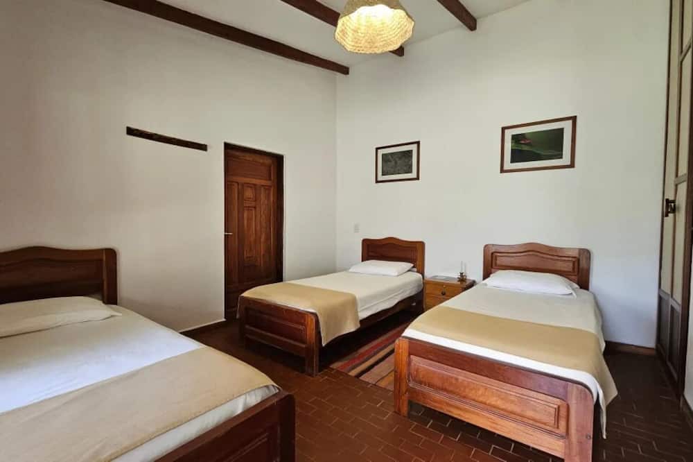 Santa Cruz Cabin | Refugio los Volcanes