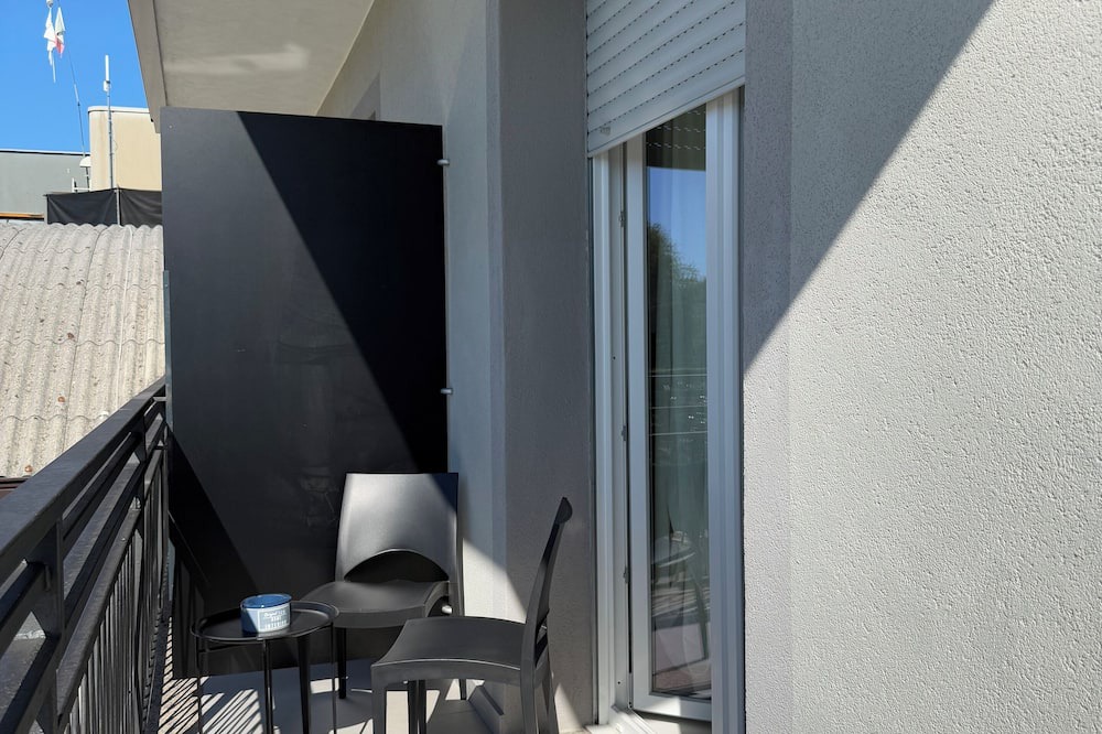 Cremnago House | Isidoro Affittacamere