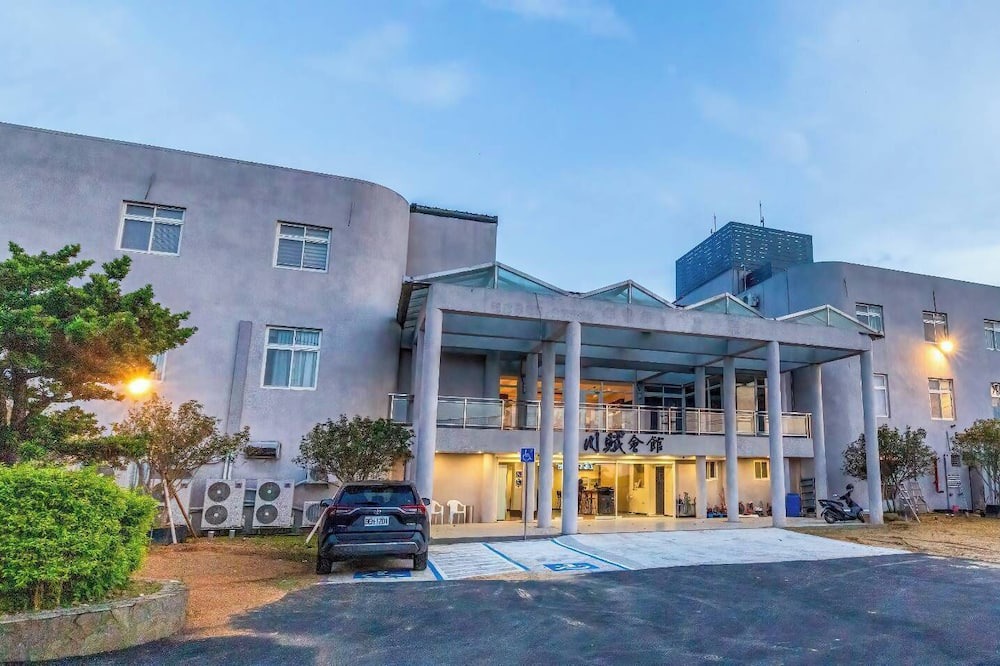 Longtan District Hotel | Chuanfu Shimen Hotel