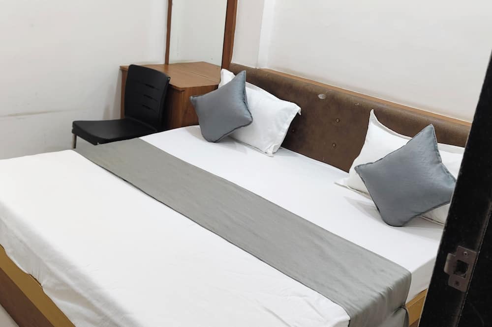 Panch Mahals District Hotel | Hotel Radhe