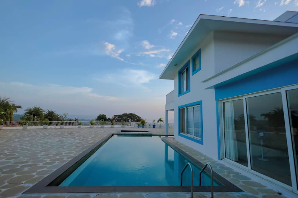Morjim Hotel | Casa Singh BY Akama Homes