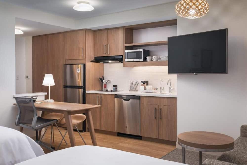 Civic Center House | Unwind at our hotel in Denver, CO