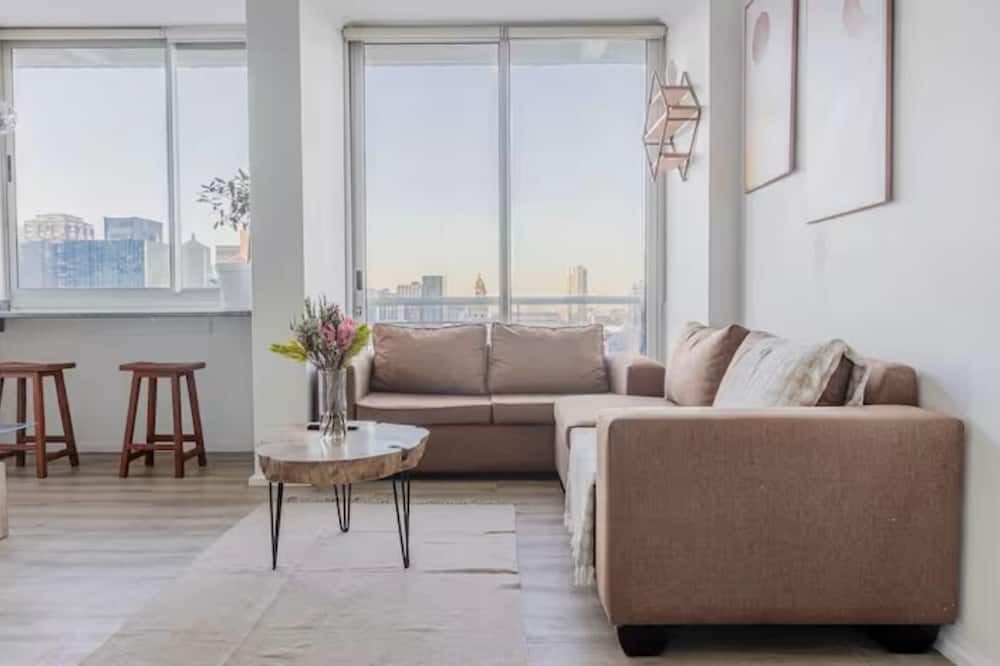 Mowbray Apartment | Chic 1-bedroom apartment in beautiful at Mandela Rhodes Place Cape Town