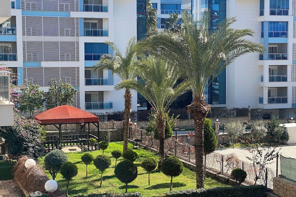 Kestel Apartment | Alanya Kestel 2+1 apartment with huge terrace, pool, 300 meters to the beach