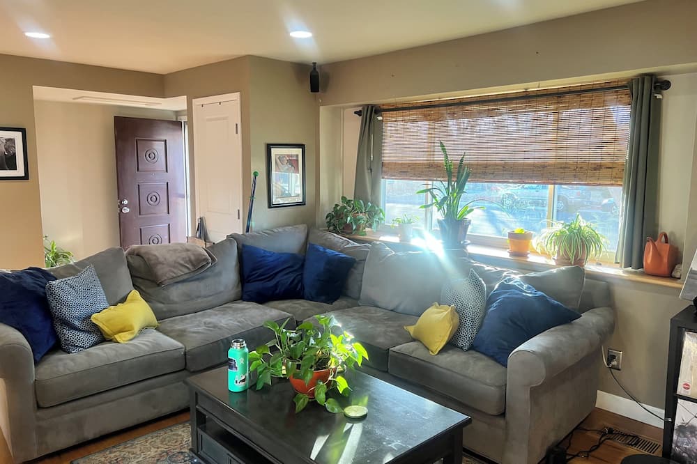Longmont House | Calm, Serene, 13 breweries, 20 minutes to boulder
