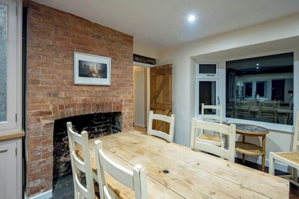 Stonegate Cottage | Gamekeepers Cottagenn