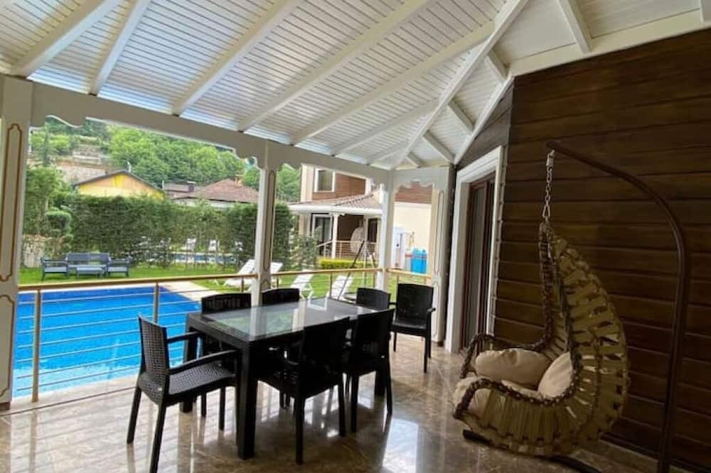 Sapanca Villa | Aydın Villa & Nil Accommodation(HOT POOL)nn
