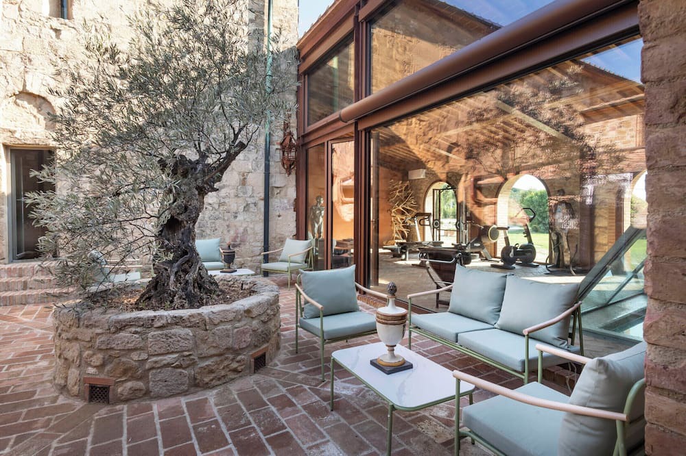 Lustignano Villa | Podere Vivaldi by Miani Group