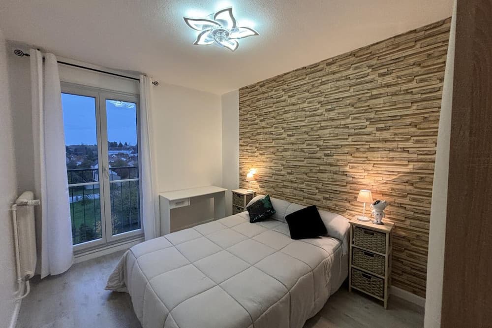 Moulins Apartment | Apartment Moulins, 2 bedrooms, 4 persons