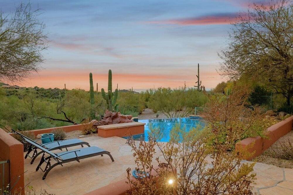 Cave Creek House | Private Desert Oasis W/Southwestern Design!