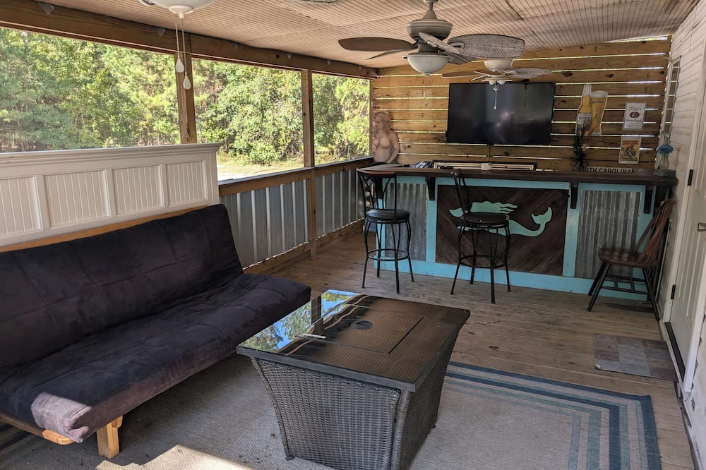 Summerton House | Charming 2-BR 2BA on Lake Marion- John C Landing -Cuddo Summerton SC