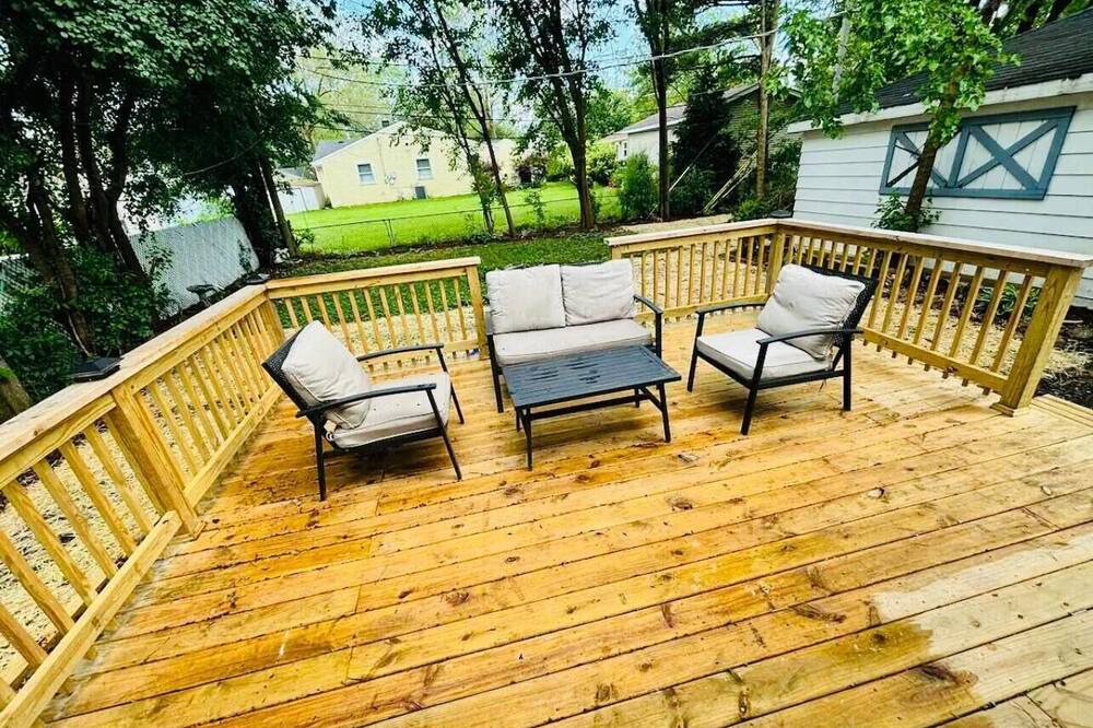 Rolling Meadows House | Reign - Rolling Meadows Home!