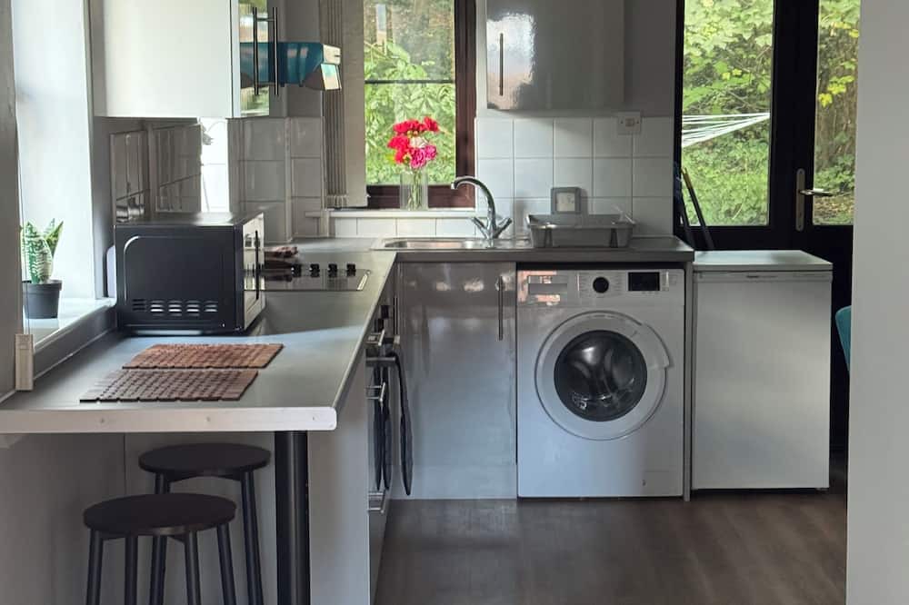 Amersham Apartment | One bed ground floor apartment 2 mins walk from the Met line