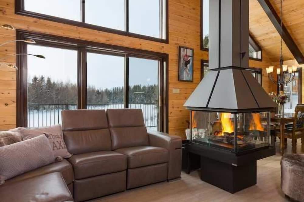 Saint Hilarion House | Cottage QUA-497 | St-Hilarion