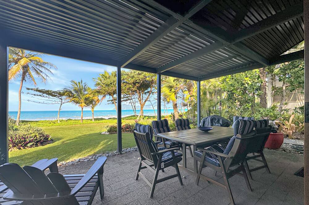 Wongaling Beach Apartment | Wongalinga Beachfront Apt 7