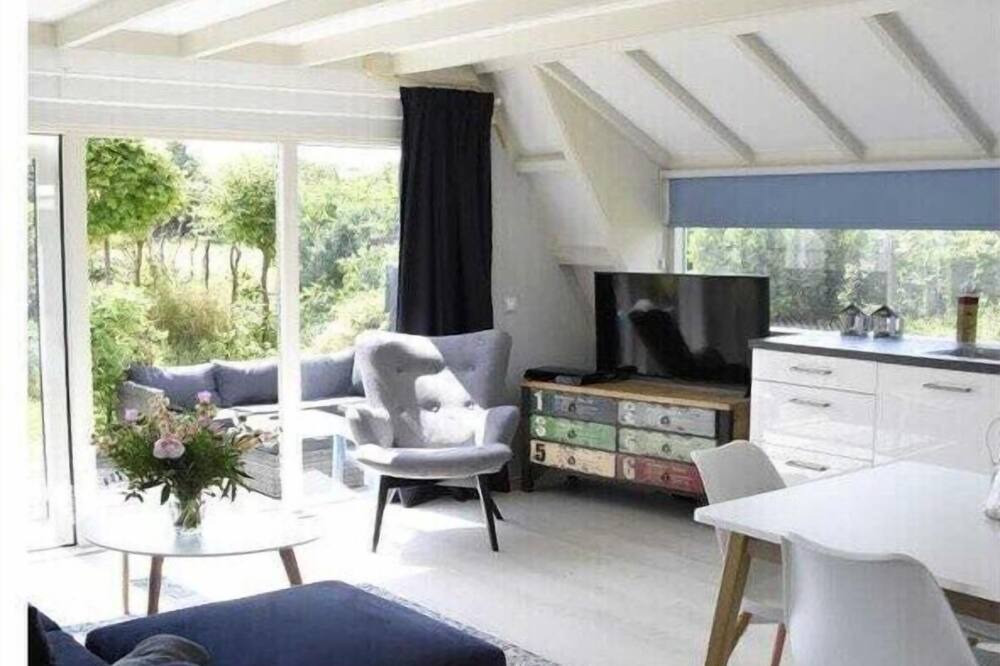 Callantsoog Boat Rental | SP 7 Comfortable holiday residence