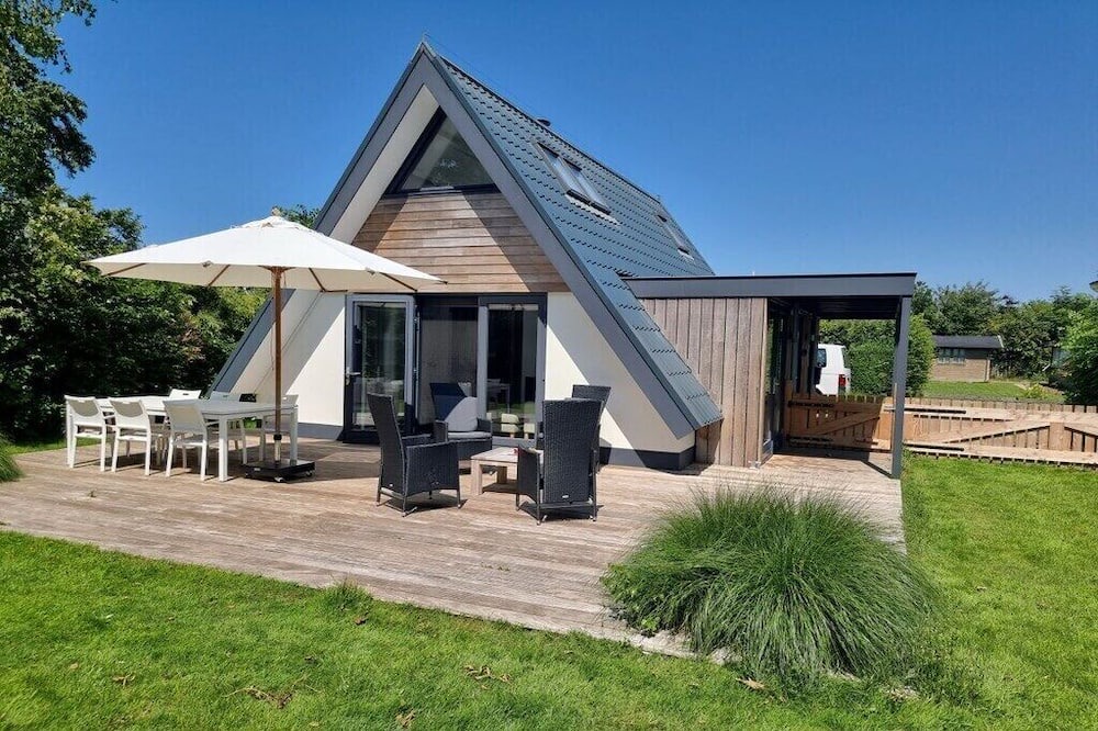 Groote Keeten Boat Rental | SP 3 Comfortable holiday residence
