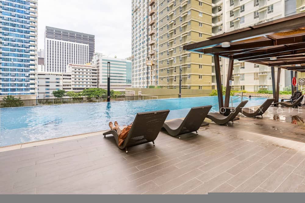 Lahug Apartment | Furnished Studio | Amenity View, WiFi, Netflix and Pool