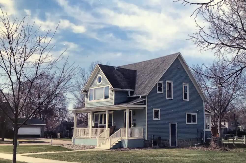 Brookings House | Historic Charm