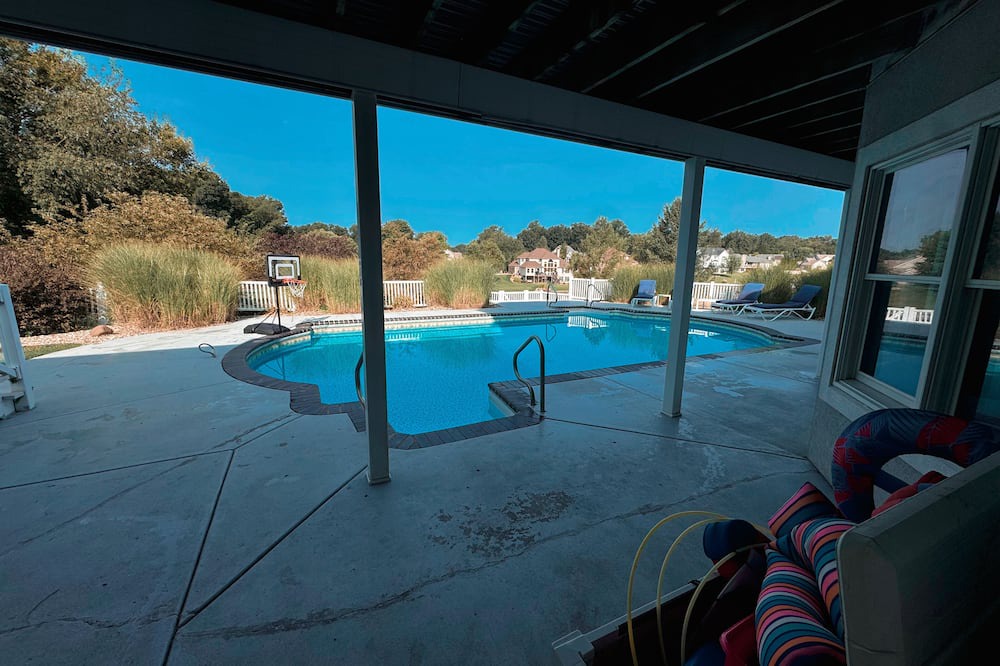 South Bend House | Spacious 4-bedroom house in charming South Bend, WiFi, Near Notre Dame