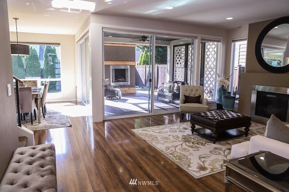 Auburn House | Charming 4-bedroom house with AC, WiFi in Auburn