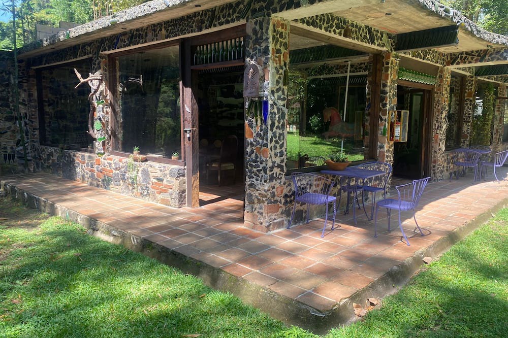 El Carrizal Cabin | Welcoming 1-bedroom rustic cabin in Coatepec with WiFi