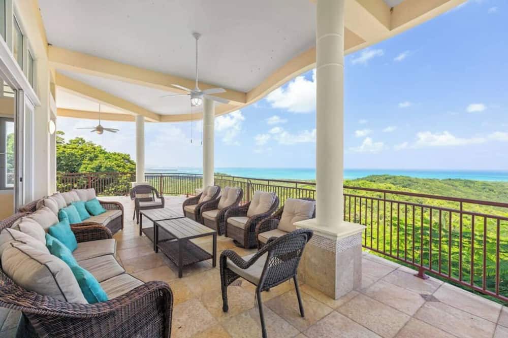 Quebrada Fajardo House | Villa Claramar