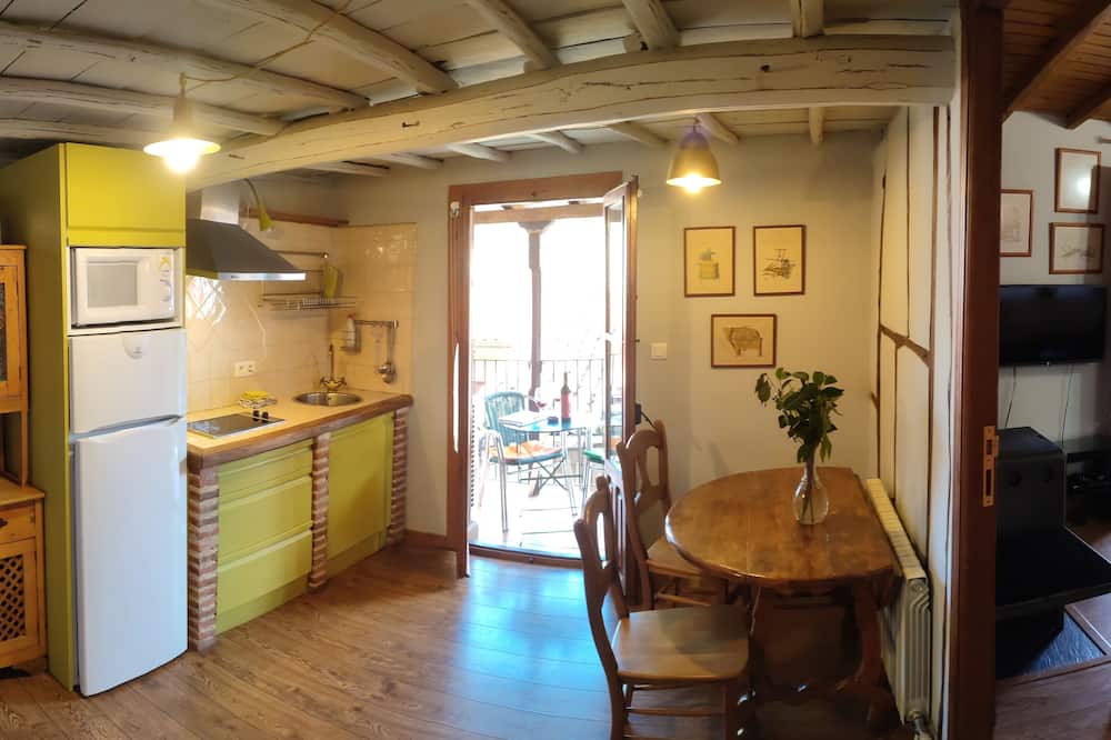 San Esteban de la Sierra Apartment | Apartamento en Sierra Francia con Terraza