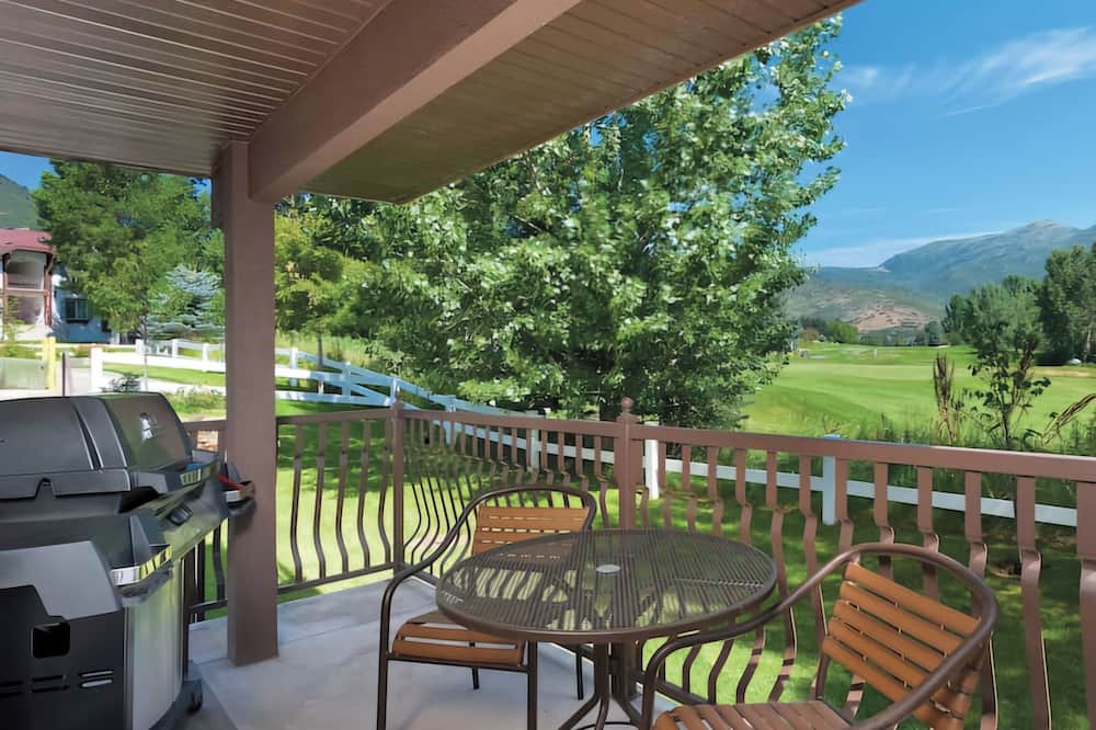Midway Resort | Charming 2-bedroom deluxe resort in Midway during Swiss Days!