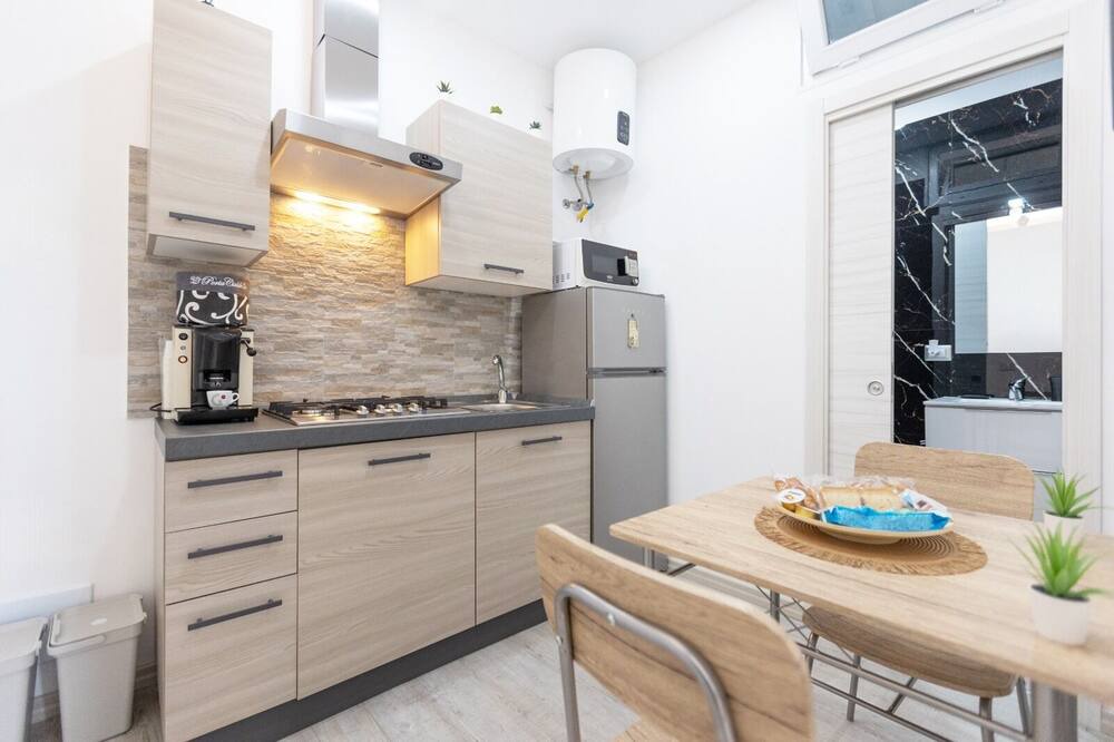 Acradina Apartment | Charming flat with 1 bedroom 1 Large bed +1 Sofa bed , bathroom and full kitchen