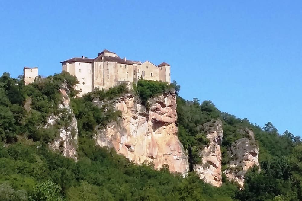 Genebrieres Bed & Breakfast | Logis Groly Gîte spa en Campagne