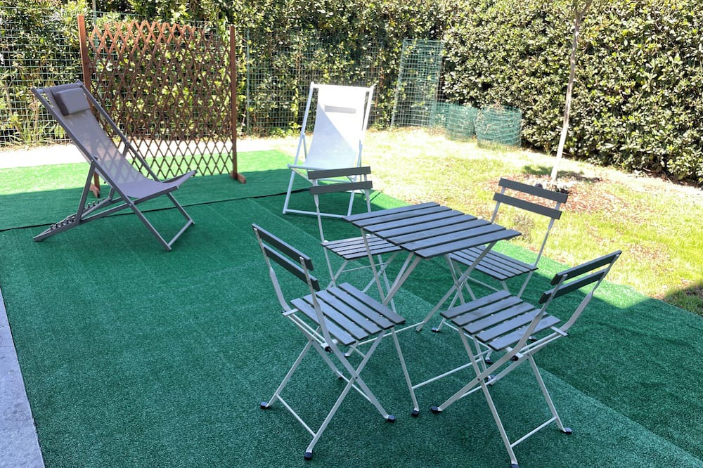 Tarquinia Apartment | APARTMENT IN VILLA IN FRONT OF THE SEA