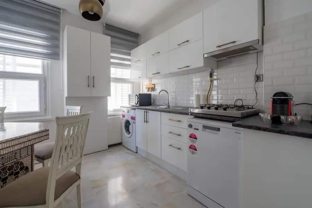 Adalar Apartment | Luxury palace house 2+1, Magnificent sea view