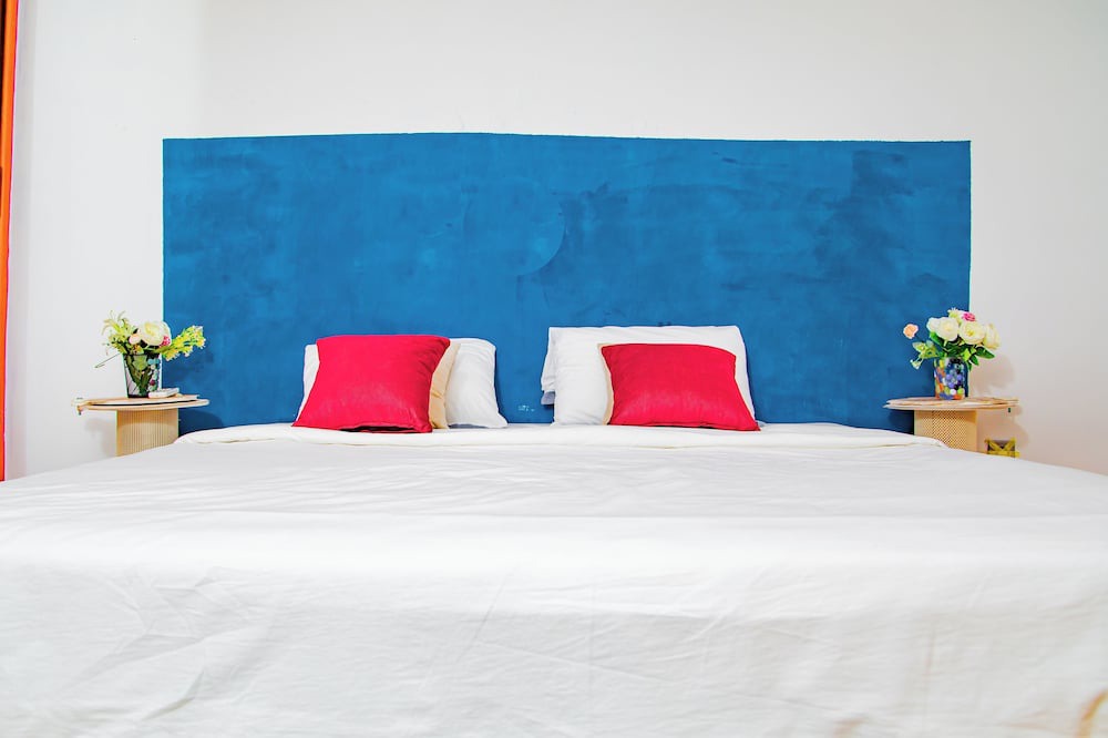 Abidjan Apartment | Charming 1-bedroom apartment in wonderful Abidjan with WiFi
