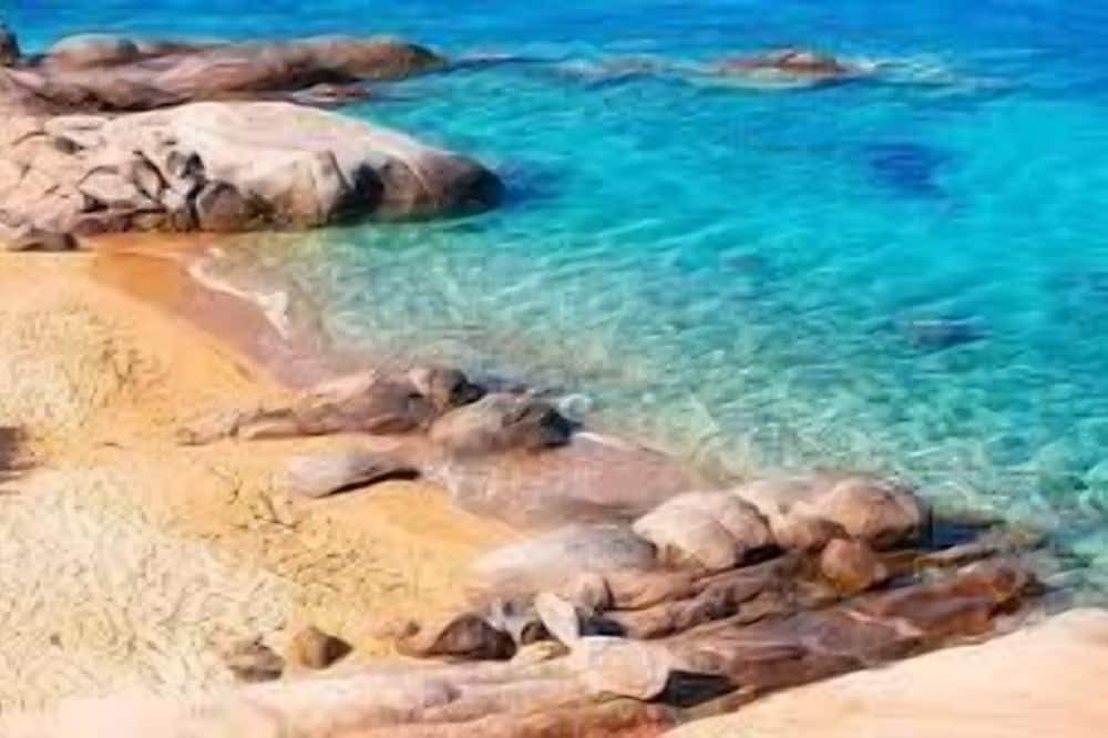 Agios Prokopios Apartment | Spacious 1BR Suite in Naxos Greece