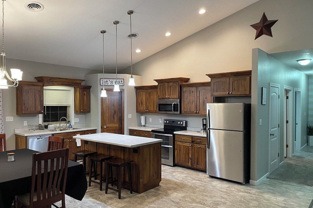 West Grove House | Charming Rual Iowa Shed house