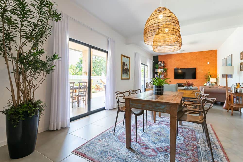 Porto da Lagoa House | Paraíso Encantador em Santa Catarina