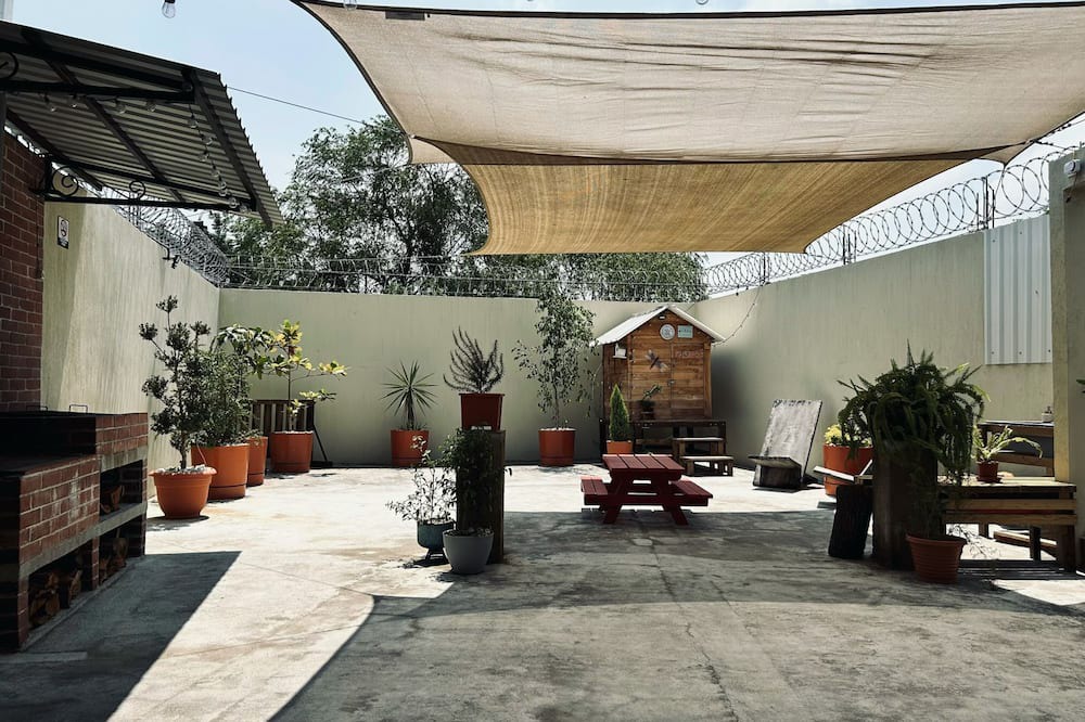 Villa Nueva Apartment | Charming 3-bedroom apartment with AC and WiFi in enchanting Amatitlán