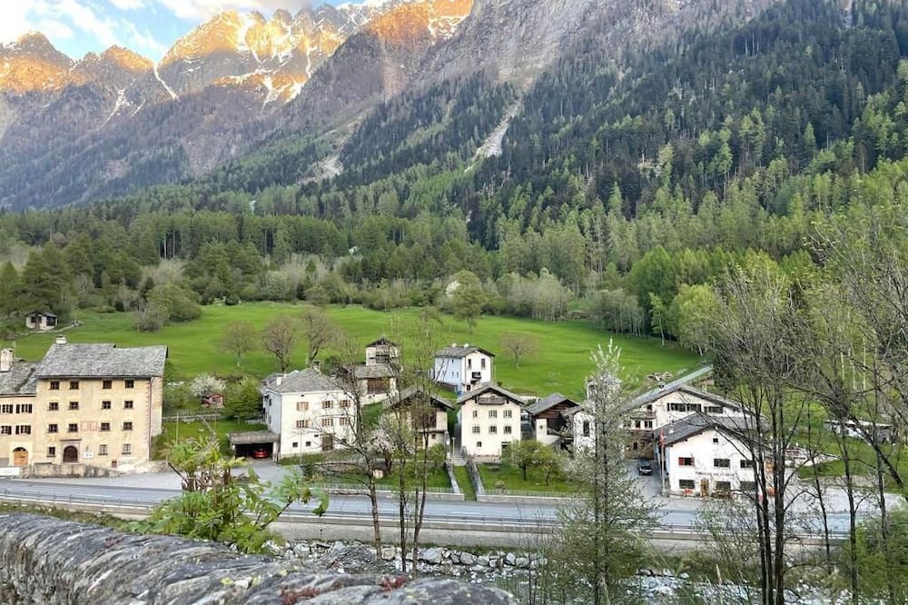 Bregaglia Apartment | Holiday apartment Stampa for 2 - 4 persons with 1 bedroom - Multistorey holiday home/maisonette
