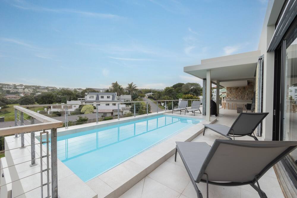 Robberg Beach Villa | Sunset Villa - top floor only - brand new home 200m from the beach